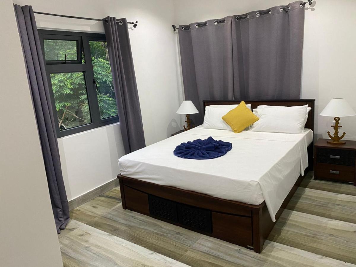 Jasmine Stay Self-Catering Apartments Виктория Экстерьер фото
