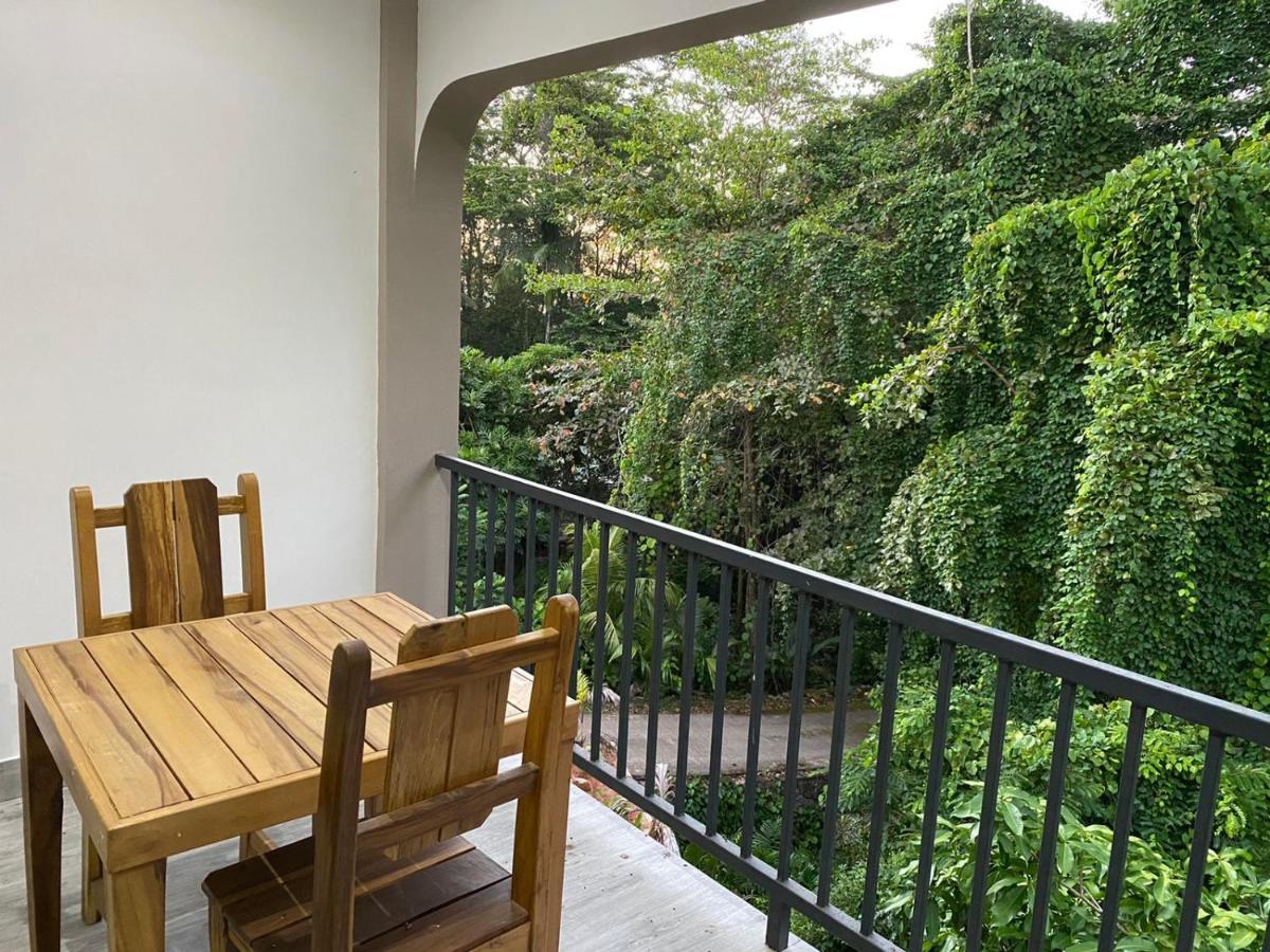 Jasmine Stay Self-Catering Apartments Виктория Экстерьер фото