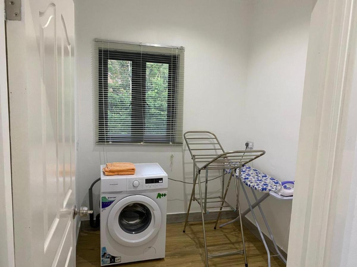 Jasmine Stay Self-Catering Apartments Виктория Экстерьер фото